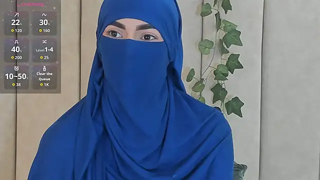  Zahiira  online show from 10-04-25, 12:03