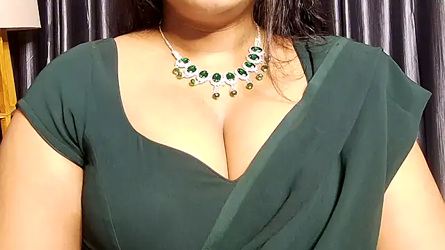 Webrowncouple online show from 11-12-25, 04:18