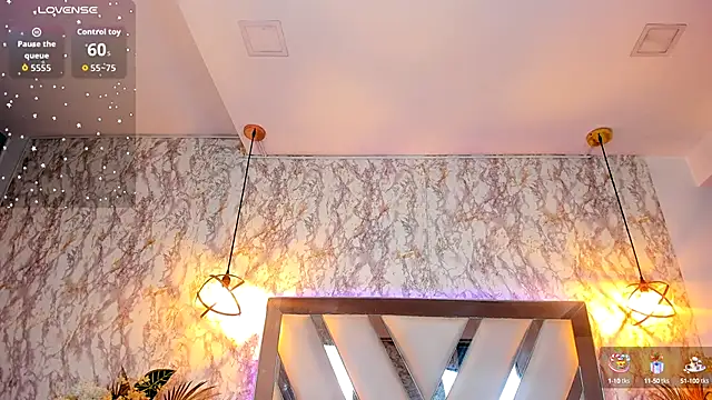 Aisha poweer online show from 10-04-25, 02:09