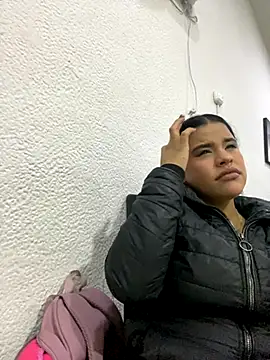 Aisha poweer online show from 10-10-25, 03:05