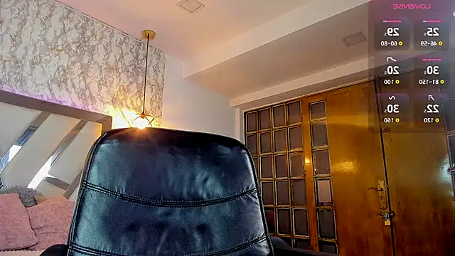 Aisha poweer online show from 11-18-25, 02:28