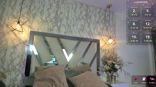 Aisha poweer online show from 11-28-25, 02:47