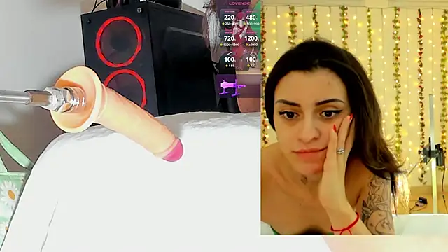 Kitty  Rose   online show from 11-11-25, 10:04