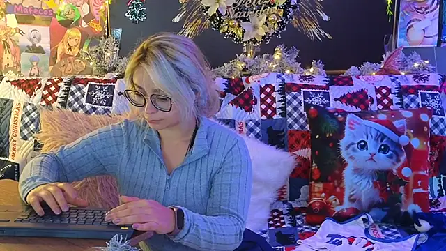 Mafecosecret online show from 12-21-25, 01:24