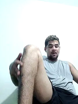 Snapshot of Maximo_cum27 chatting on 09-25-25, 02:32 Maximo cum27 online show from 09-25-25, 02:32