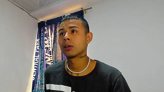  Logan Colton  online show from 10-11-25, 06:39