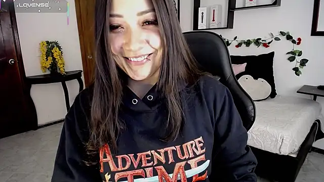 Snapshot of Mia_1120 chatting on 11-14-25, 09:57 Mia 1120 online show from 11-14-25, 09:57