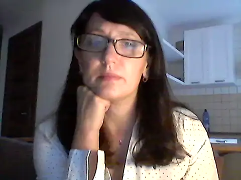 Elena48324 online show from 10-10-25, 11:09