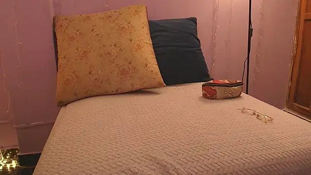 Snapshot of Dafne_Mel chatting on 11-07-25, 02:50 Dafne Mel online show from 11-07-25, 02:50