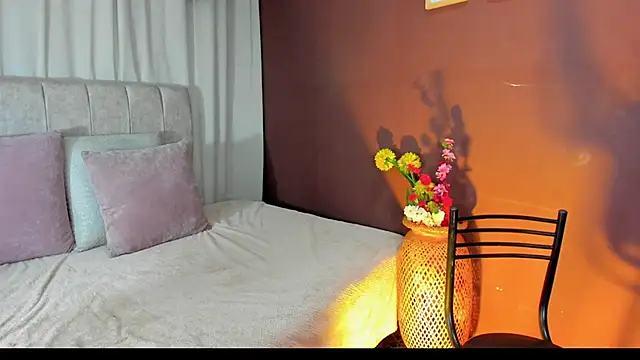 Snapshot of Dafne_Mel chatting on 11-29-25, 08:12 Dafne Mel online show from 11-29-25, 08:12