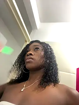 Skylar Smith  online show from 12-18-25, 11:49