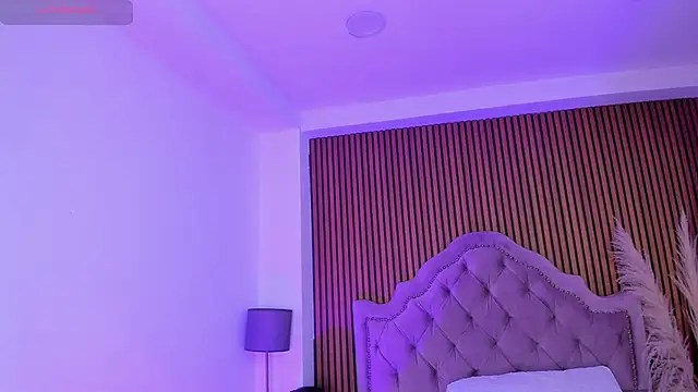 Snapshot of Starbutterflyy_ chatting on 01-09-26, 05:21 Starbutterflyy online show from 01-09-26, 05:21