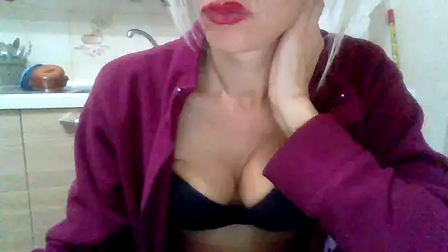 Kelly80 online show from 10-15-25, 05:13