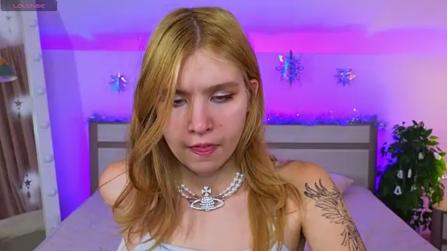 Iris Rain online show from 12-19-25, 10:00