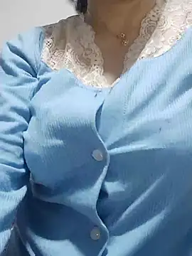 Snapshot of linakhalifa chatting on 09-17-25, 08:10 linakhalifa online show from 09-17-25, 08:10