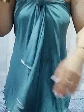 Snapshot of linakhalifa chatting on 09-19-25, 11:38 linakhalifa online show from 09-19-25, 11:38