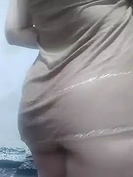 Snapshot of linakhalifa chatting on 10-08-25, 10:07 linakhalifa online show from 10-08-25, 10:07