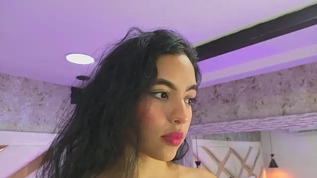 Saara evans  online show from 09-25-25, 08:01