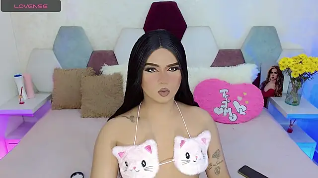 kushina uzumaki75 online show from 09-29-25, 07:02