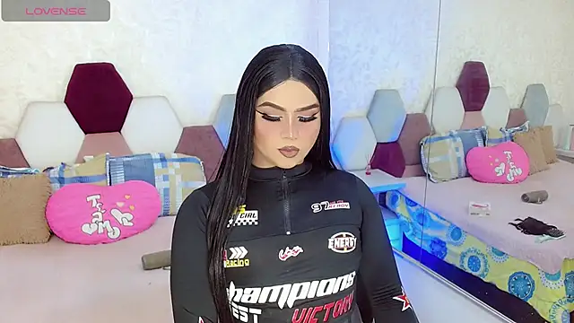 kushina uzumaki75 online show from 10-26-25, 04:07