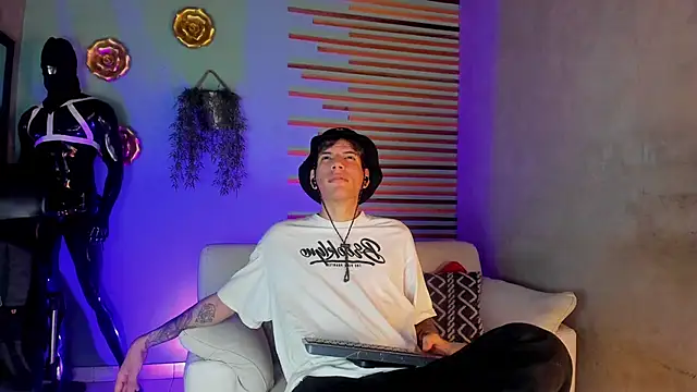 david huge online show from 12-14-25, 02:06