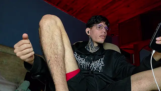 Snapshot of david_huge chatting on 02-16-26, 04:52 david huge online show from 02-16-26, 04:52