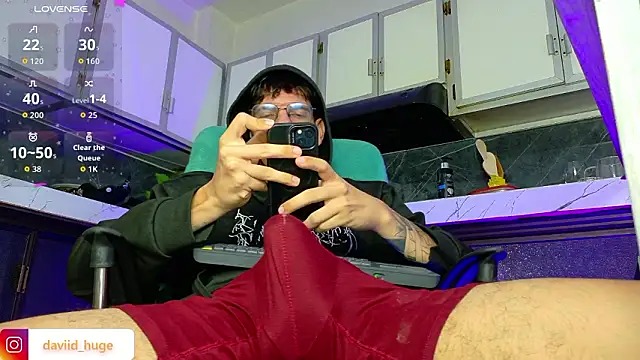 Snapshot of david_huge chatting on 03-03-26, 07:36 david huge online show from 03-03-26, 07:36