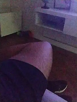 LeoMaduroSP online show from 11-20-25, 04:12