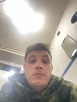 Snapshot of kisspussy1993 chatting on 10-28-25, 12:14 kisspussy1993 online show from 10-28-25, 12:14