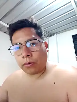 Snapshot of Napoleon246 chatting on 10-04-25, 10:19 Napoleon246 online show from 10-04-25, 10:19