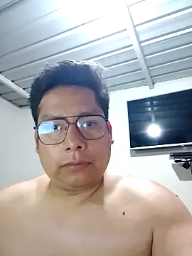 Snapshot of Napoleon246 chatting on 10-18-25, 11:27 Napoleon246 online show from 10-18-25, 11:27