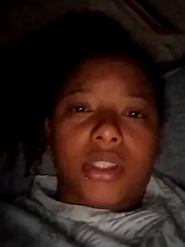 Snapshot of MelanyAndRizosss chatting on 09-10-25, 01:27 MelanyAndRizosss online show from 09-10-25, 01:27