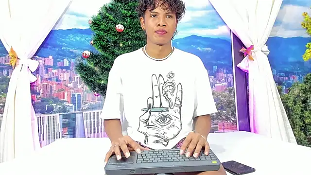 MilthonDelis online show from 11-21-25, 03:38