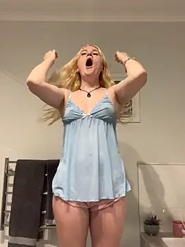 tretrunkwet online show from 03-10-26, 08:41