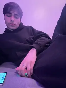 Snapshot of FireSoftx chatting on 12-02-25, 02:56 FireSoftx online show from 12-02-25, 02:56