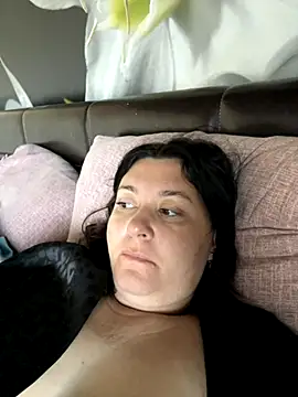 Liza Will online show from 10-29-25, 06:26