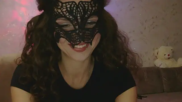 Amber Carrol online show from 10-31-25, 03:02