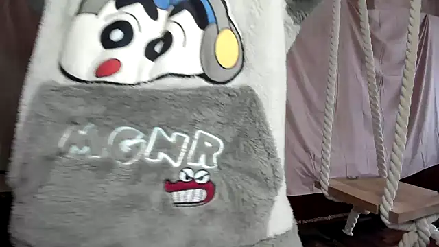 kioshi kiss online show from 12-17-25, 10:21