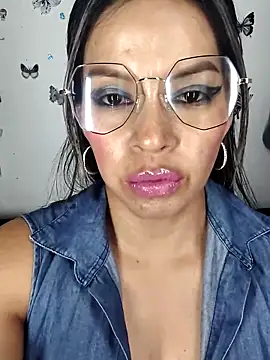 AntonelaMorriz online show from 12-19-25, 07:48