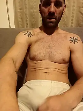 Snapshot of YzabellFabioo chatting on 02-24-26, 11:58 YzabellFabioo online show from 02-24-26, 11:58