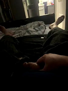 Snapshot of BobKat chatting on 12-15-25, 08:35 BobKat online show from 12-15-25, 08:35