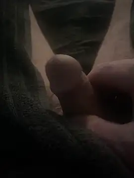 Snapshot of BobKat chatting on 02-08-26, 08:34 BobKat online show from 02-08-26, 08:34