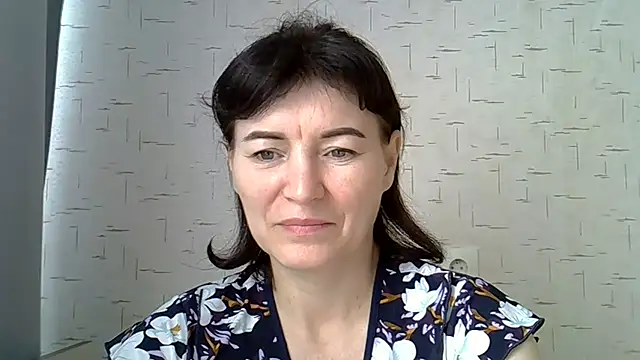 Krystal 82 online show from 09-27-25, 10:09