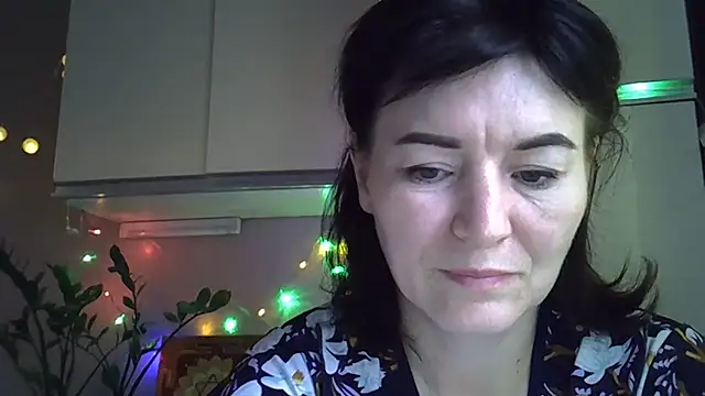 Krystal 82 online show from 10-02-25, 05:14