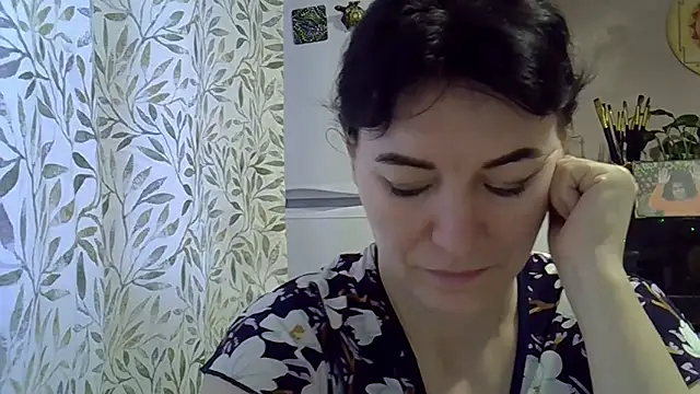 Krystal 82 online show from 12-01-25, 08:08