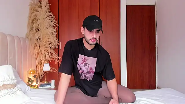 Dark beauty2 online show from 09-11-25, 07:47