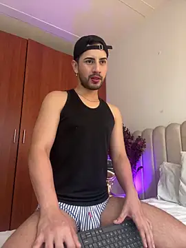 Dark beauty2 online show from 10-22-25, 10:09