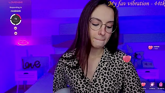 Real cutie1 online show from 11-07-25, 08:42