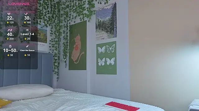 Snapshot of Ashley_Pierce chatting on 09-18-25, 05:15 Ashley Pierce online show from 09-18-25, 05:15