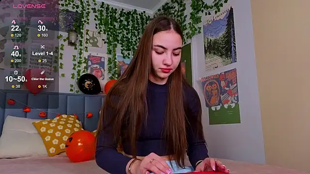 Snapshot of Ashley_Pierce chatting on 10-21-25, 04:13 Ashley Pierce online show from 10-21-25, 04:13